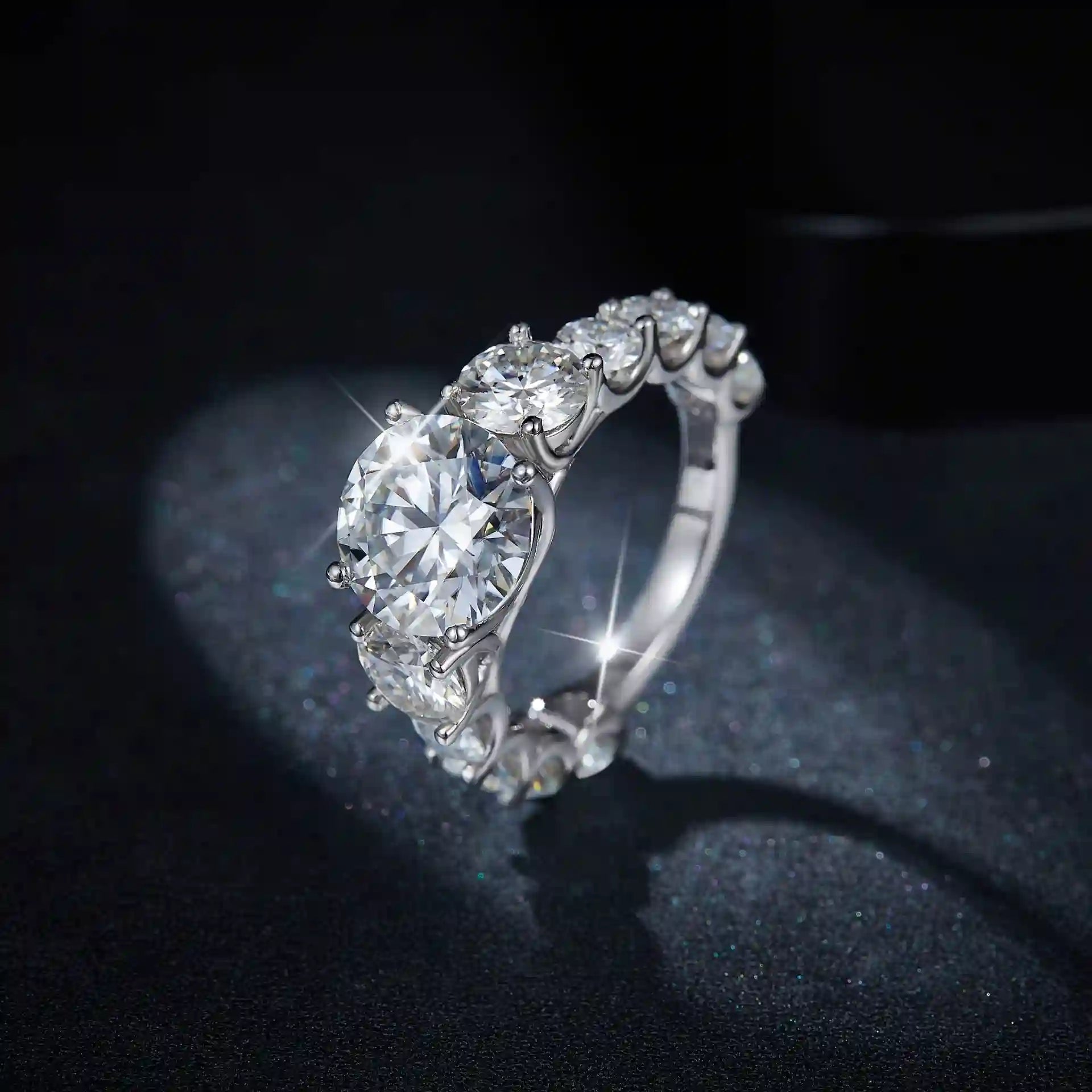Jewelry-925Silver-Round-Prongsetting-sideview_f234bd30-d92a-4593-b71e-864252c589e7.jpg
