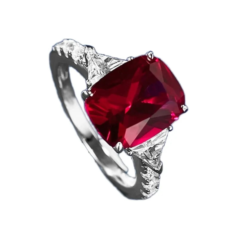 Three - stone prong ring