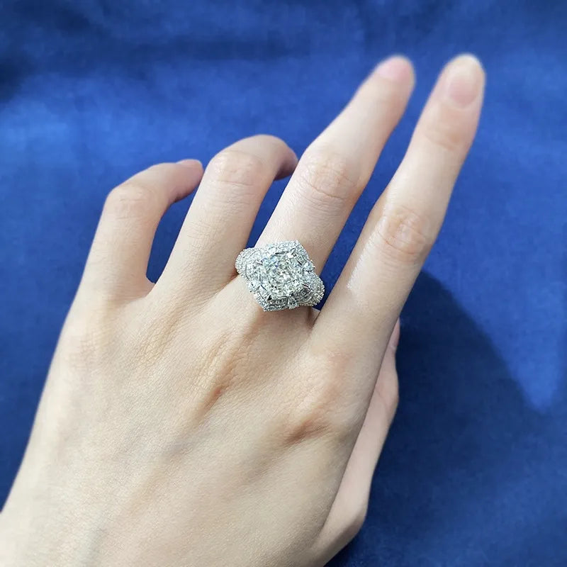 Jewelry_925Silver-Cushion_Prongsetting-topView_20744557-eaa1-41fa-9a02-d29e5d0d144f.jpg