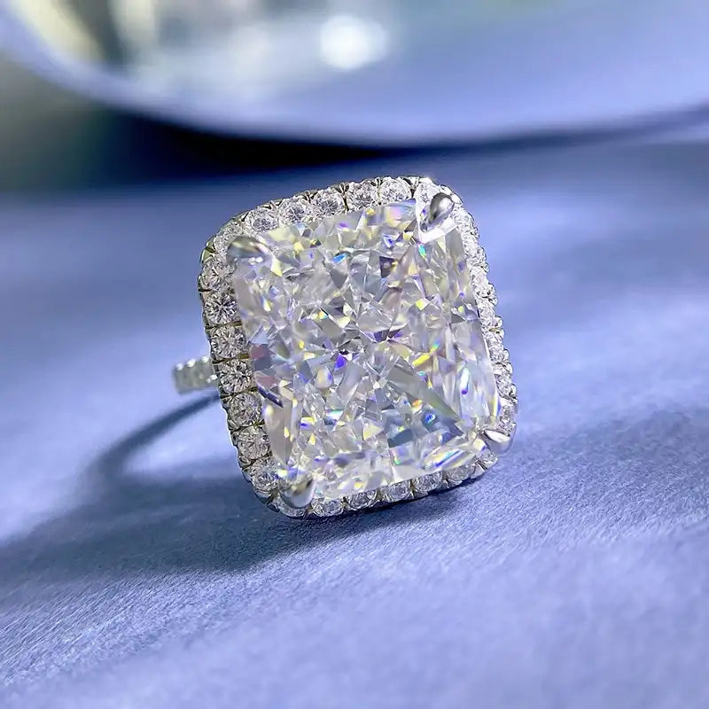 Jewelry_925Silver-Radiant-Prongsetting-sideView_66760b86-c3ee-483c-8e3f-4b7186483b87.jpg