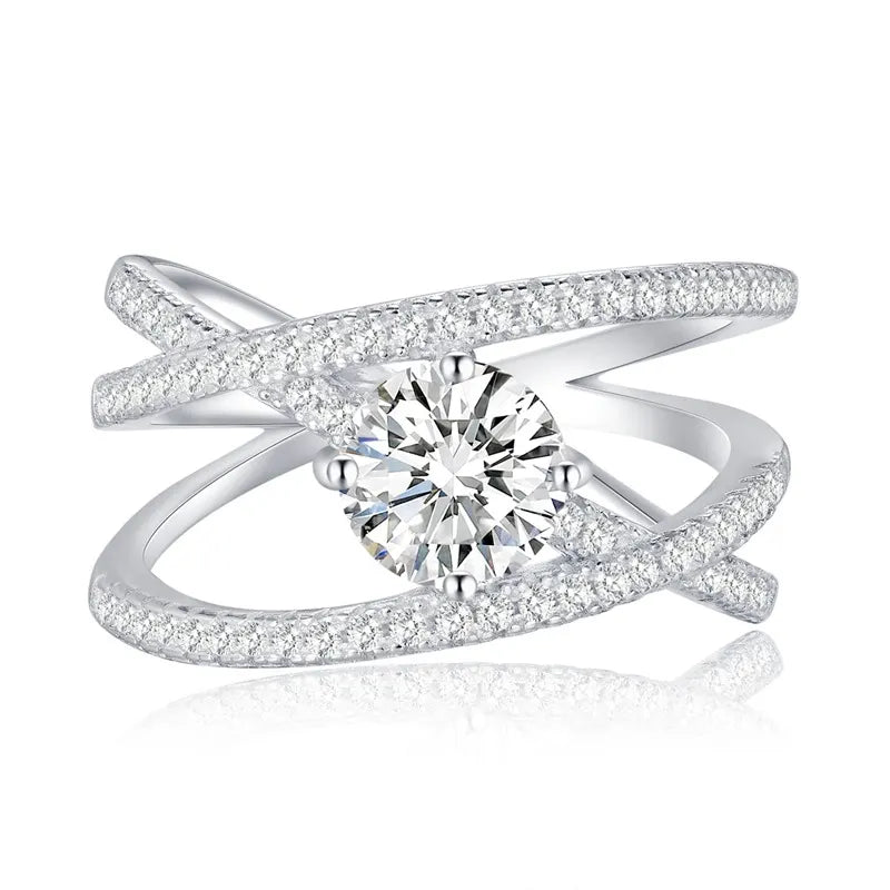 Round gem interwoven ring