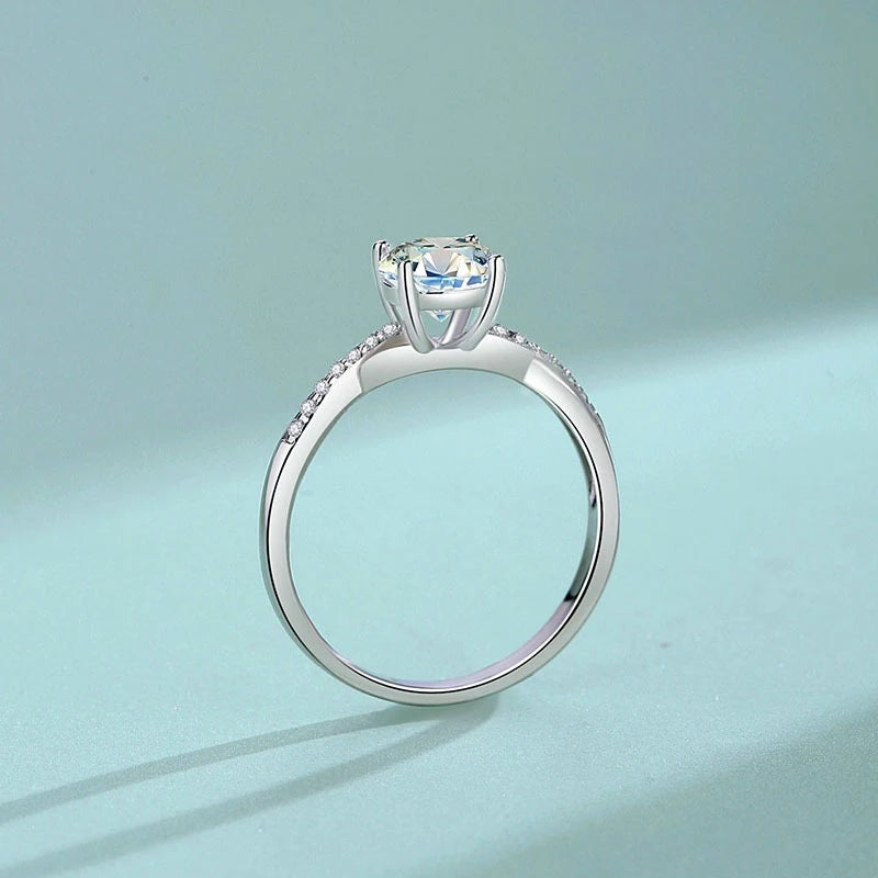 Jewelry_925Silver-Round-Prongsetting_sideView_a1cadbf5-789d-4514-a706-a9cecef57b95.jpg