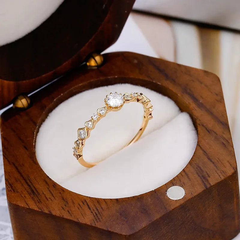 Jewelry_925Silver-Round_Prongsetting-sideView.jpg