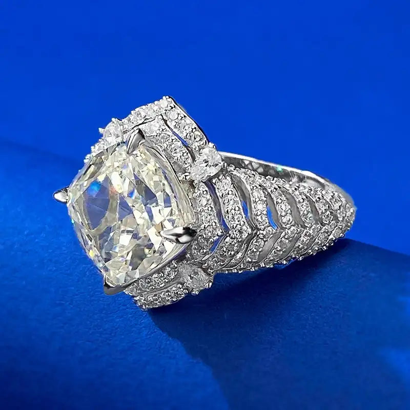 Jewelry_925Silver_Cushion-Prongsetting-sideView_e53b8b94-a728-4002-83ec-ba057aa72087.jpg
