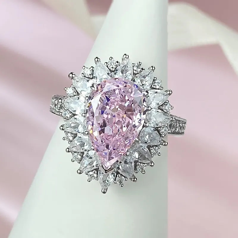 Jewelry_925Silver_Pear_Prongsetting-FrontView.jpg