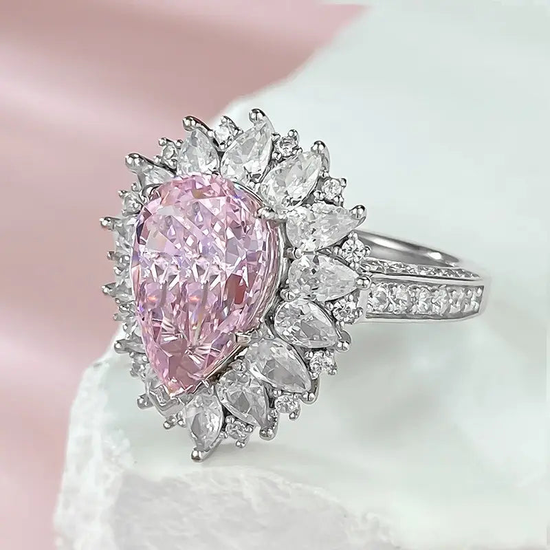 Jewelry_925Silver_Pear_Prongsetting-sideView.jpg