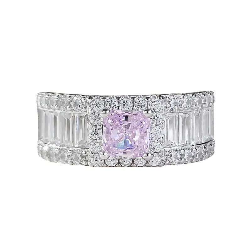 Cushion halo baguette ring