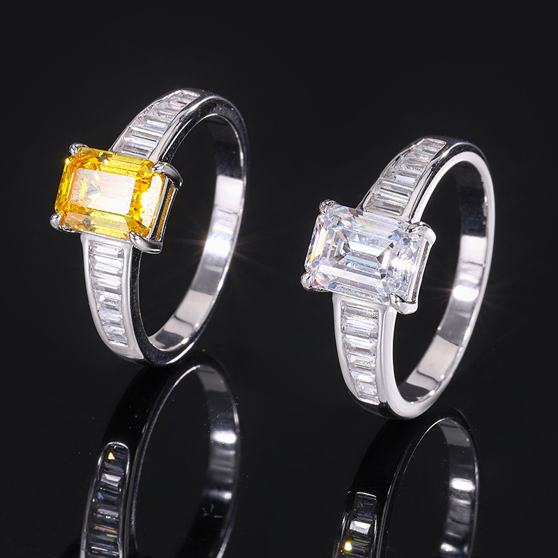 Emerald - cut baguette ring