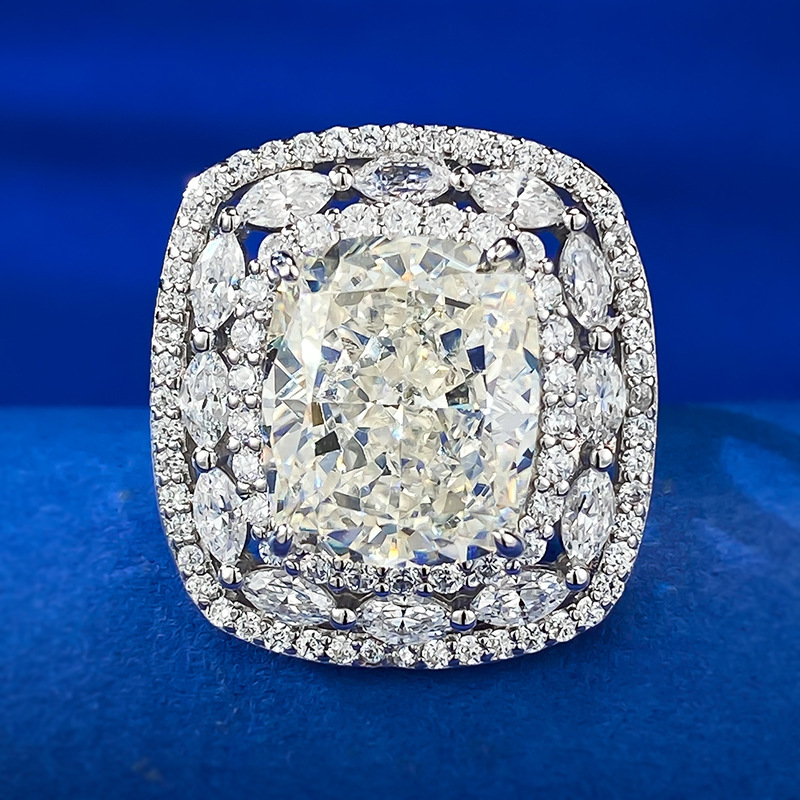 Jewelryay_925Silver_white_cushion_prong_HighCarbonDiamond_IceFlowerCut_frontview_0751096a-f328-47e9-8e57-820eb7ad8723.png