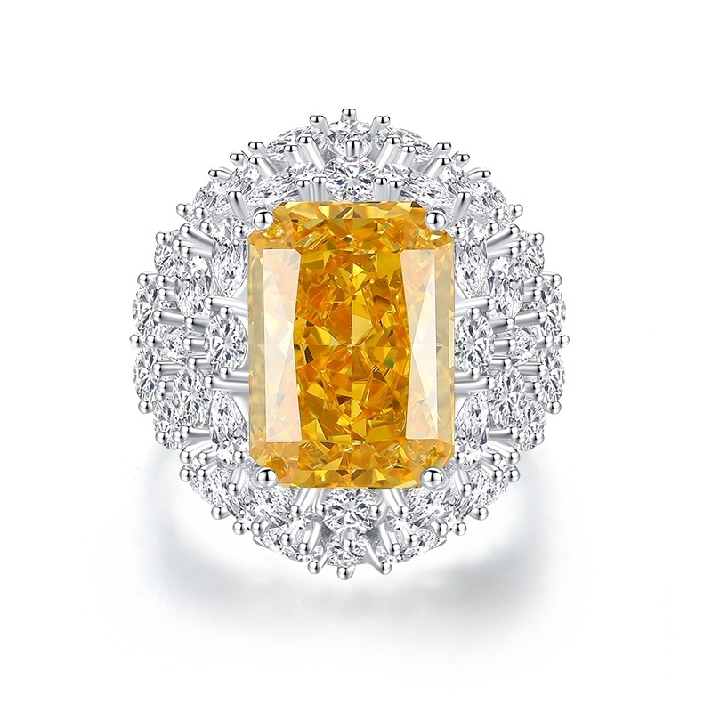 Compact Engagement Ring
