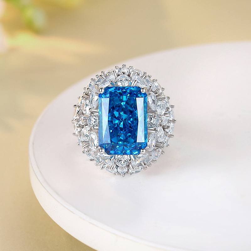 Jewelryay_925silver-blue-Radiant-prong-Emerald-IceFlowerCut-frontview.png