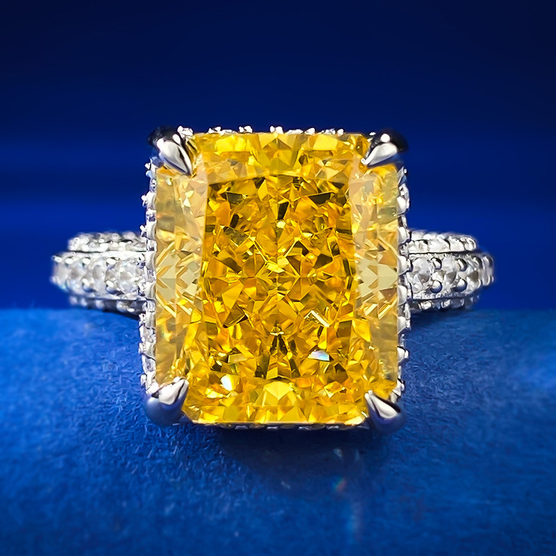Jewelryay_925silver_Clear-Radiant-prong-HighCarbonDiamond-frontview.png