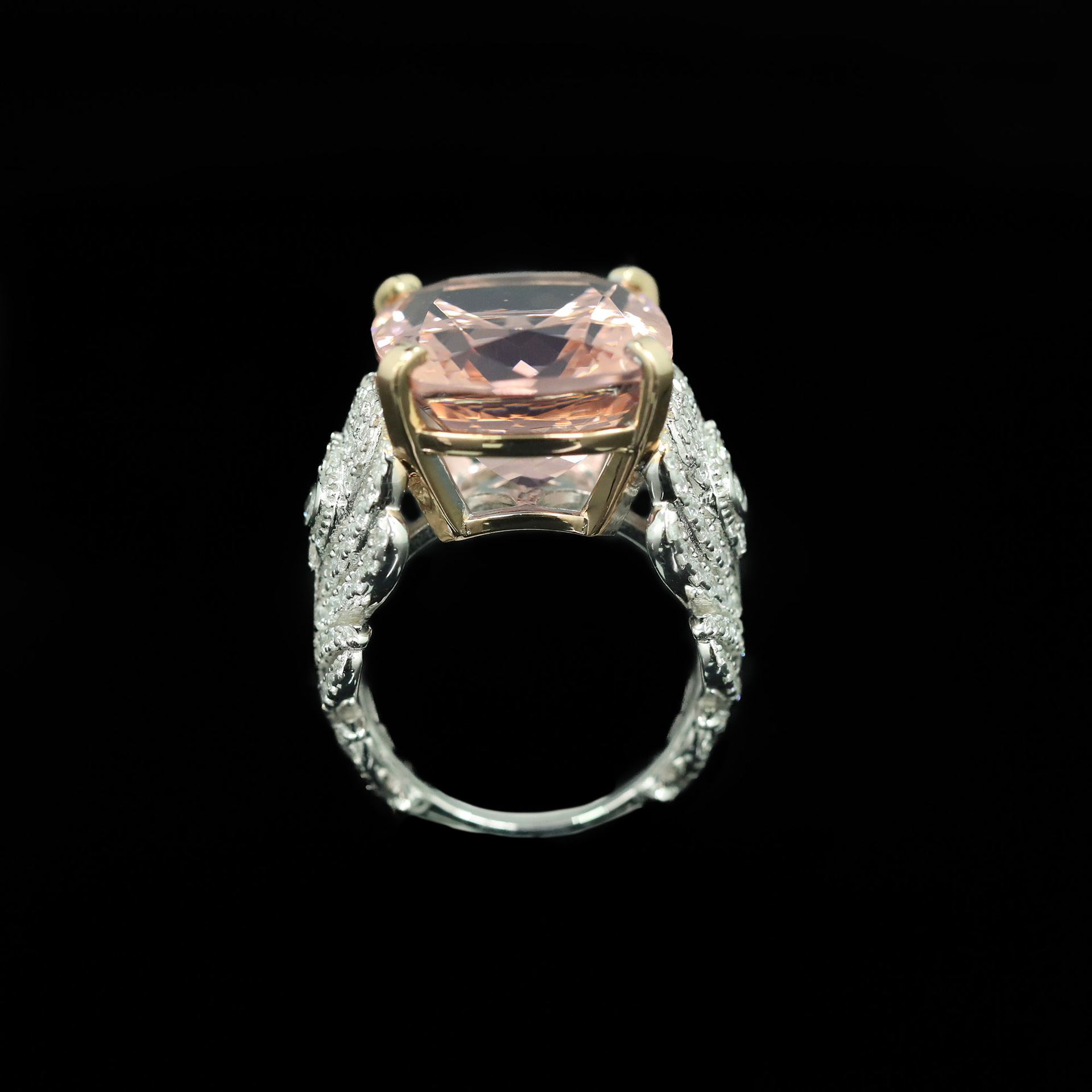 Jewelryay_925silver_Cushion-prong-HighCarbonDiamond-sideview_4c5c208d-4411-409c-91e7-33b1e8b80b4c.png