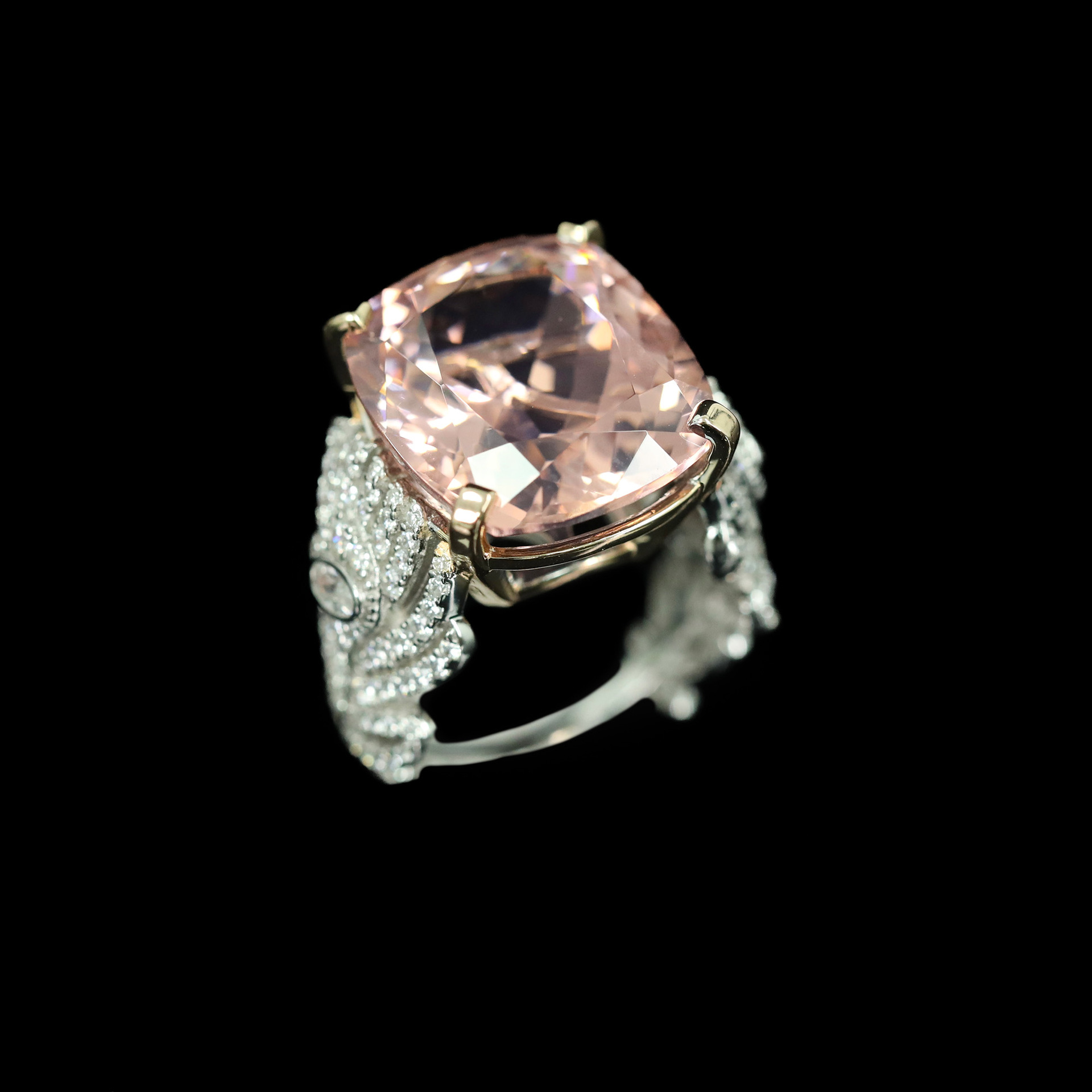 Jewelryay_925silver_Cushion-prong-HighCarbonDiamond-sideview_f23732c7-8cac-46fc-951b-6444cc4ddb12.png