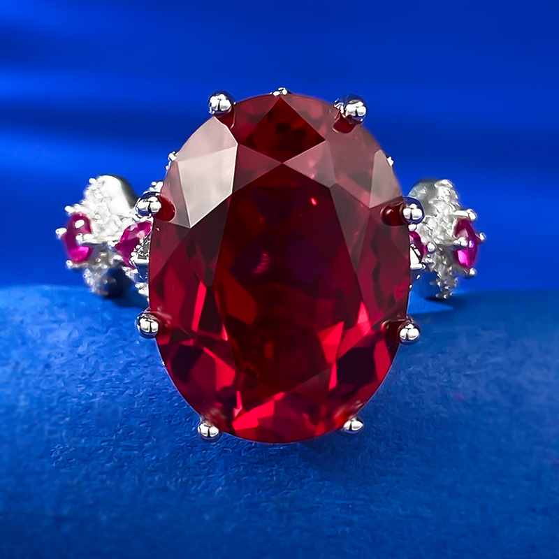 Jewelryay_925silver_Red_Oval_prong-Highcarbondiamond-IceFlowerCut-topview_14163d57-5e89-40e9-80df-226010cdaec5.png