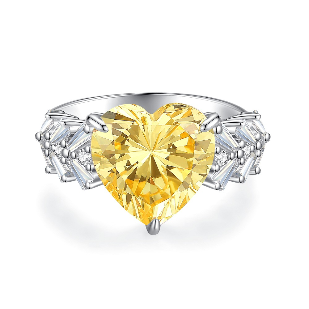 Jewelryay_925silver_yellow-Heart-prong-Highcarbondiamond-frontview.png