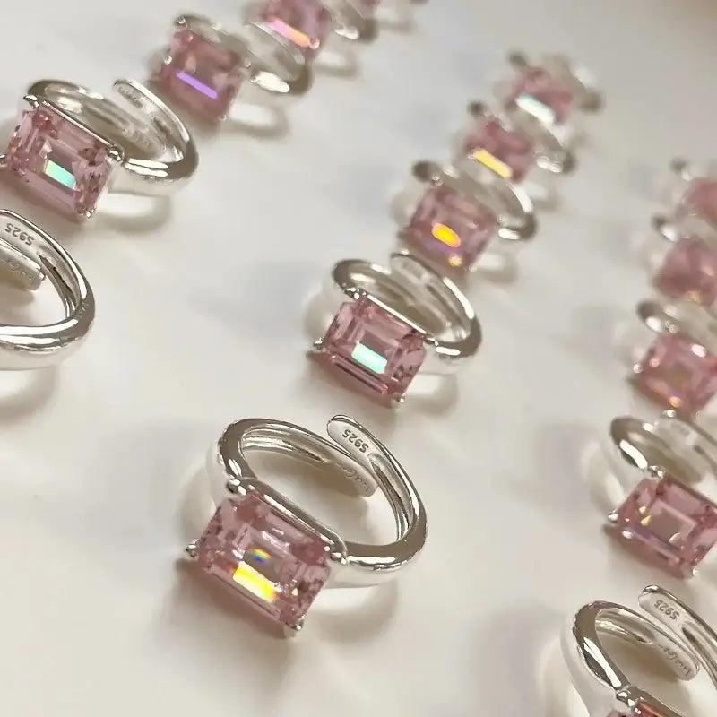 jewelry-925silver-Radiant-prong_HighCarbonDiamond-IceFlowerCut-sideview_c29fcc15-ed29-415c-997f-49cbf78ecb63.jpg