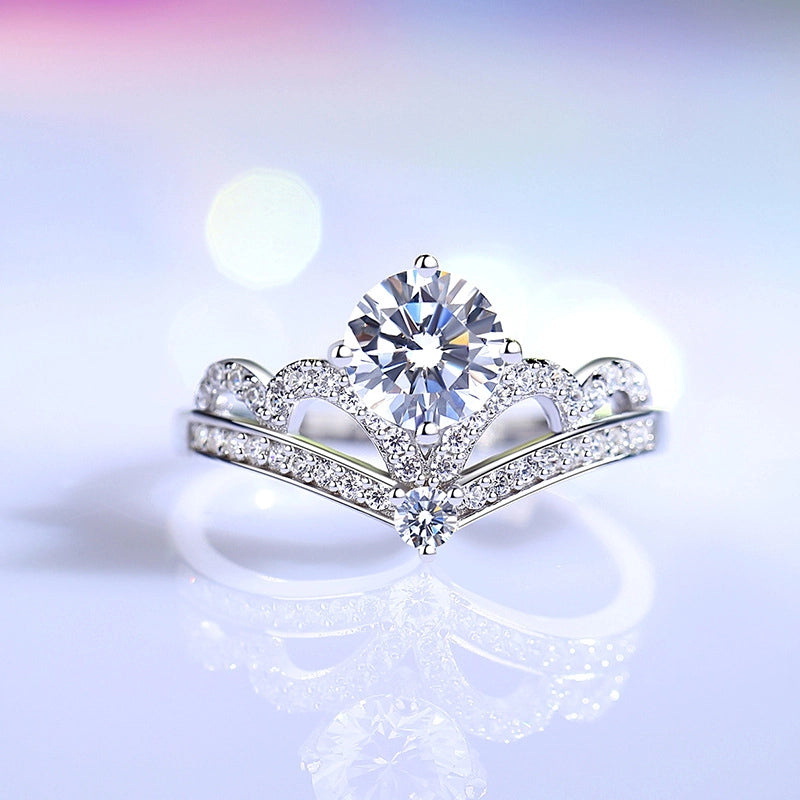 jewelry_1ct_925silver-Round-prong-Moissanite-frontview.jpg