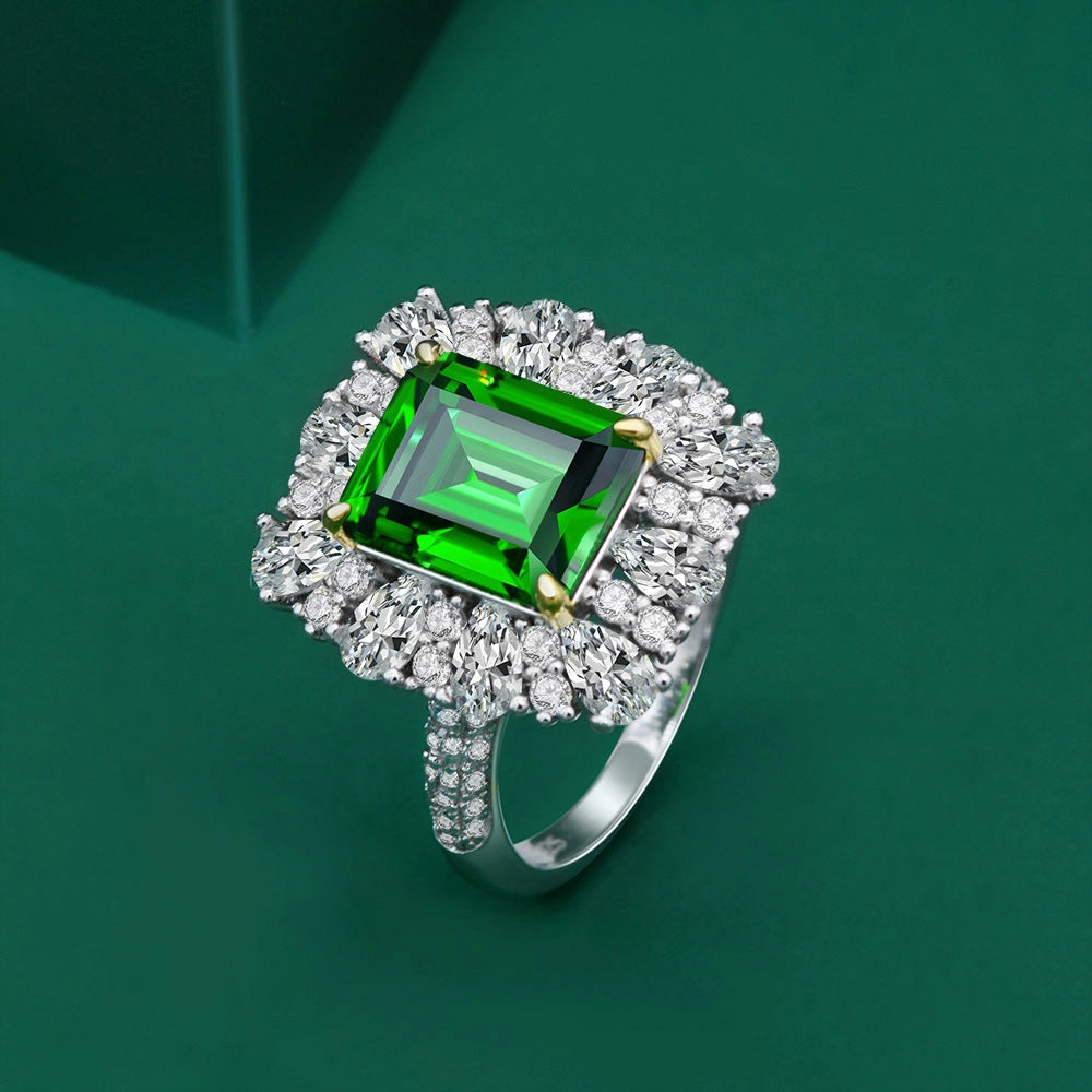 jewelry_4ct-925silver-Green-Emerald-prong-HighCarbonDiamond-sideview.jpg
