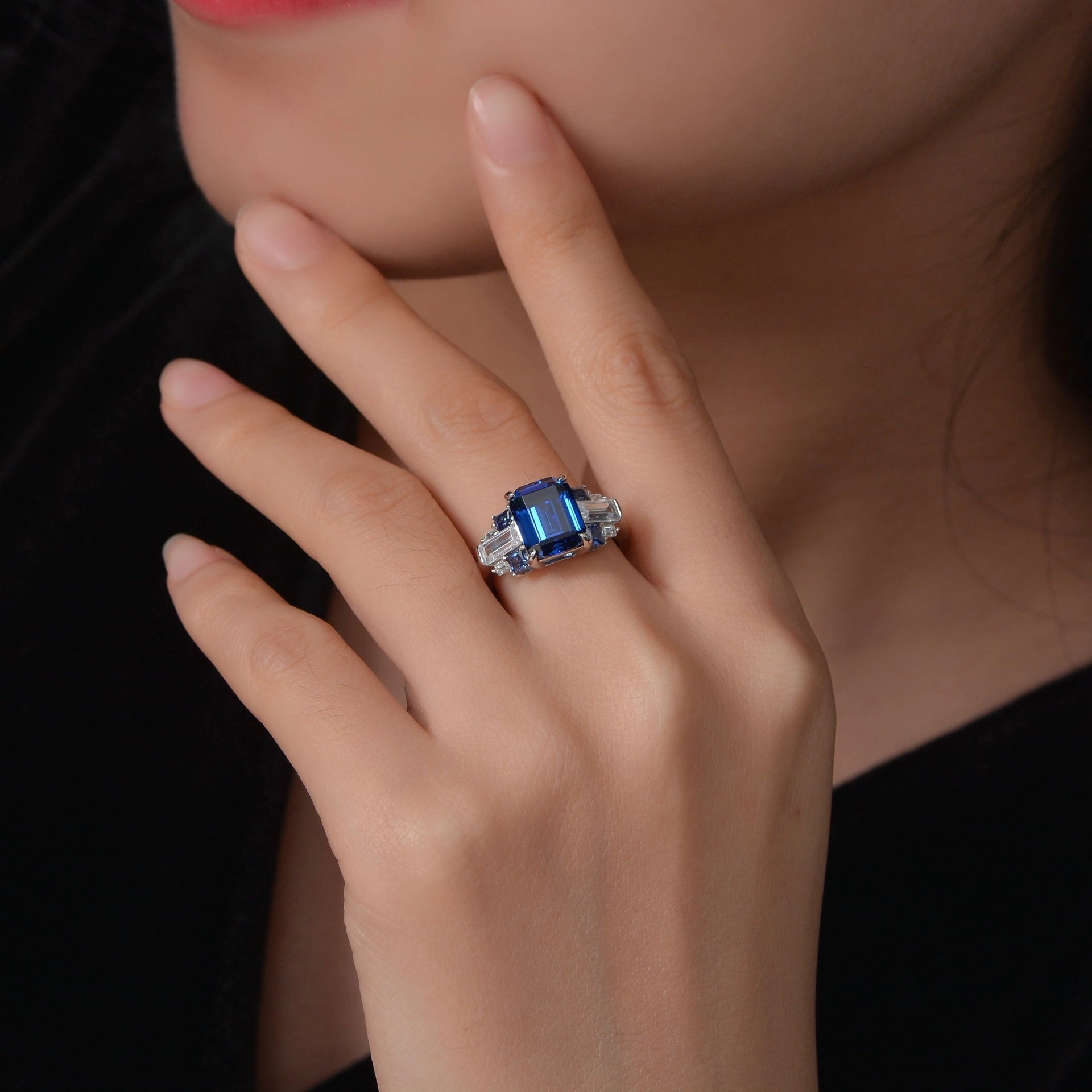 jewelry_4ct-925silver-blue-Emerald-prong-HighCarbonDiamond.jpg
