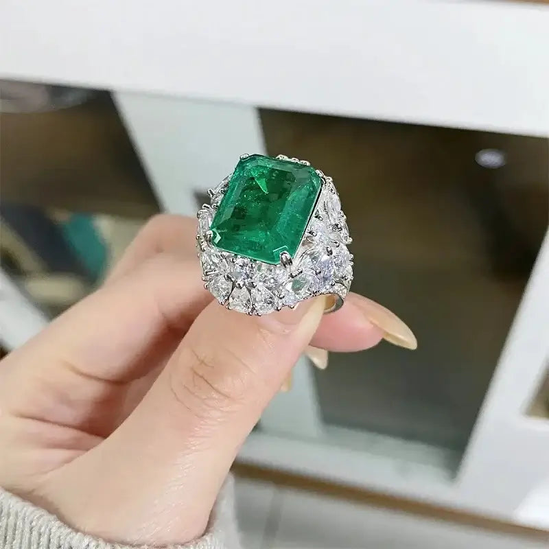 jewelry_925silver-Emerald-prong-sideview_0dd716ad-66b9-442e-b794-a61fd57ae1b7.jpg