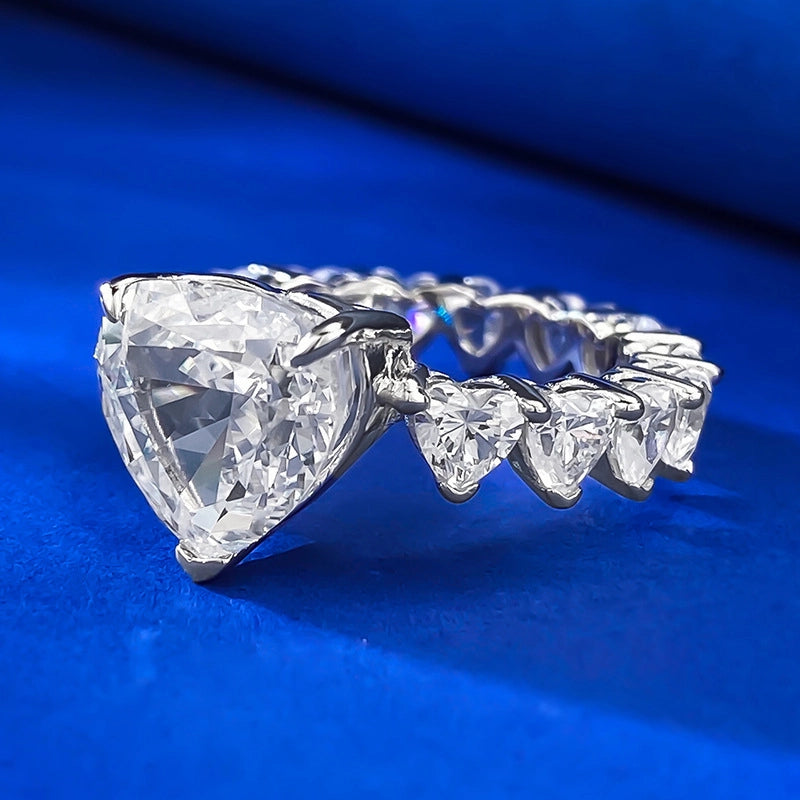 jewelry_925silver-Heart-prong-Highcarbondiamond-IceFlowerCut-sideview_a7612450-c746-45f0-b8e9-478390b3270d.jpg