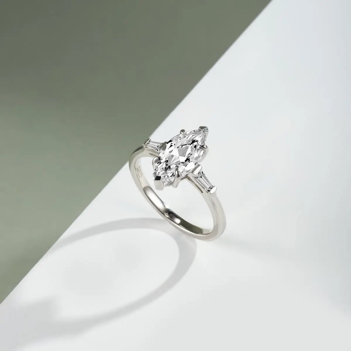 jewelry_925silver-Marquise-prong-HighCarbonDiamond-sideview_573cbd98-39d5-4e8a-b2d3-744574954978.jpg