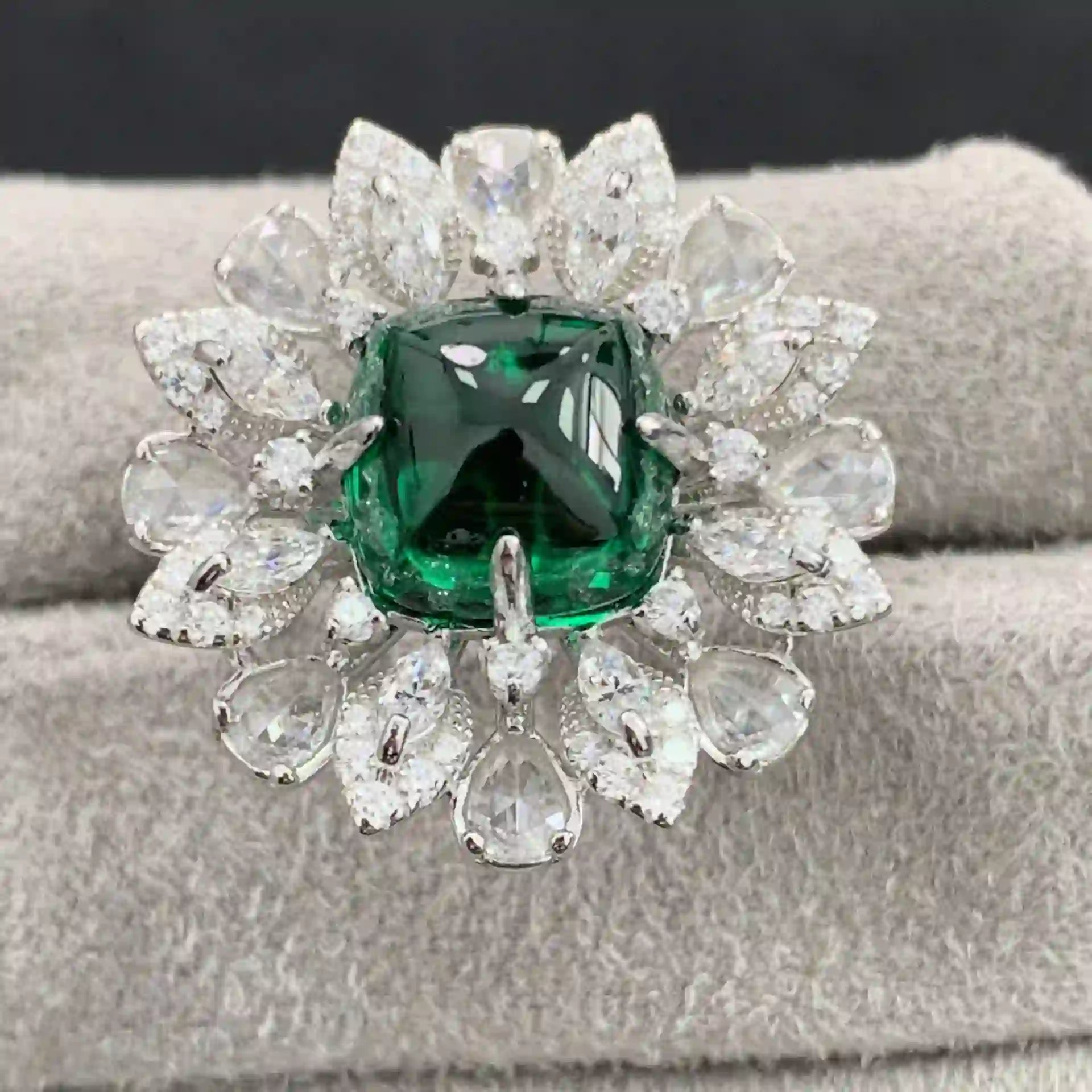 jewelry_925silver-green-SugarTower-prong-HighCarbonDiamond-frontview.jpg