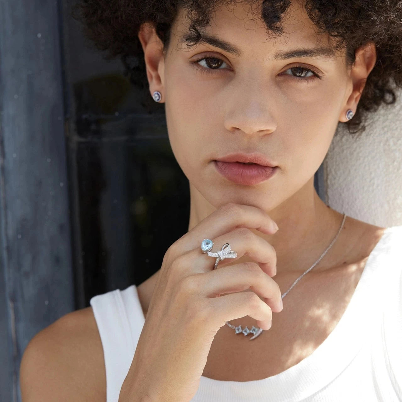 Teardrop Gem Bow Ring