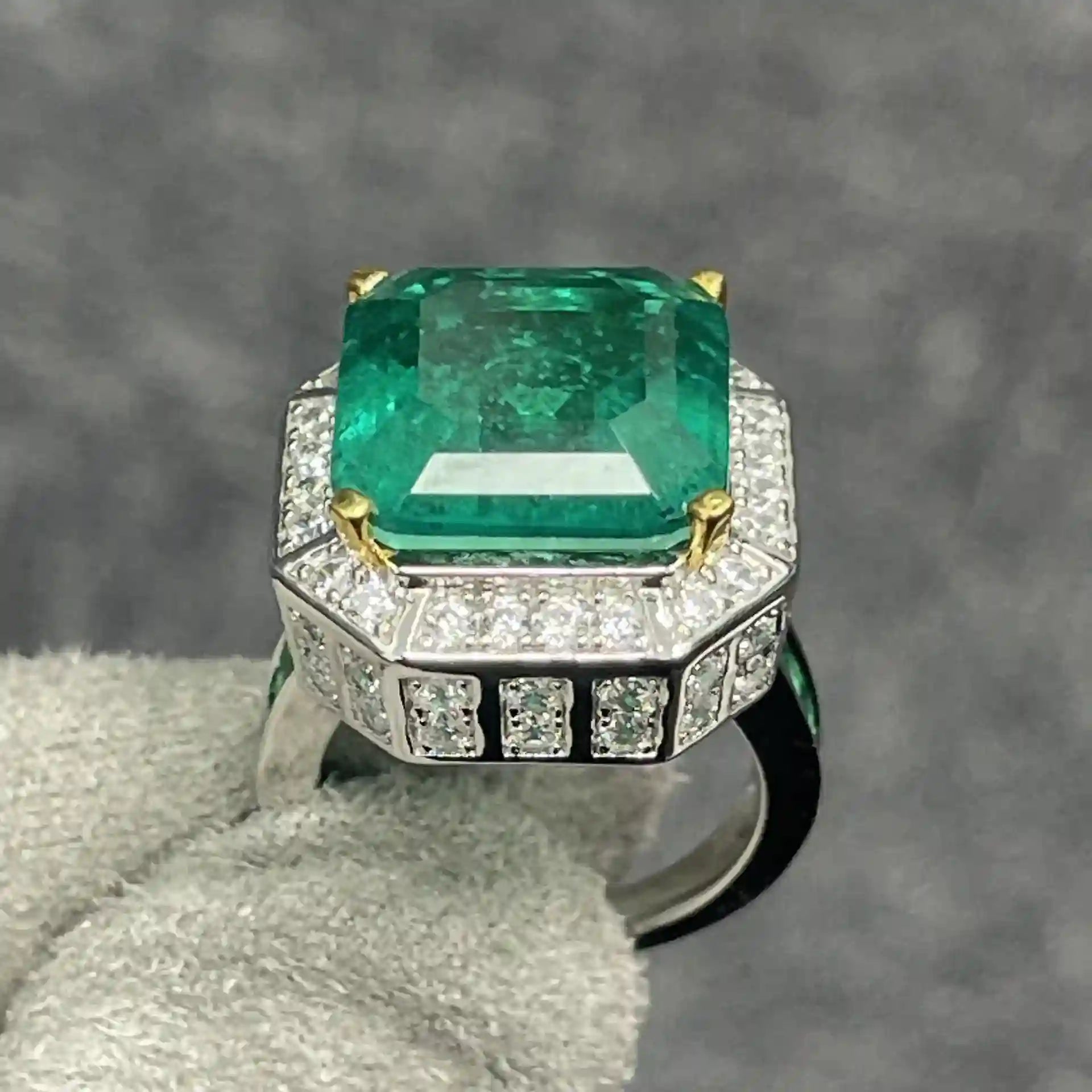 jewelry_925silver_Emerald_Asscher_prong-HighCarbonDiamond-sideview.jpg