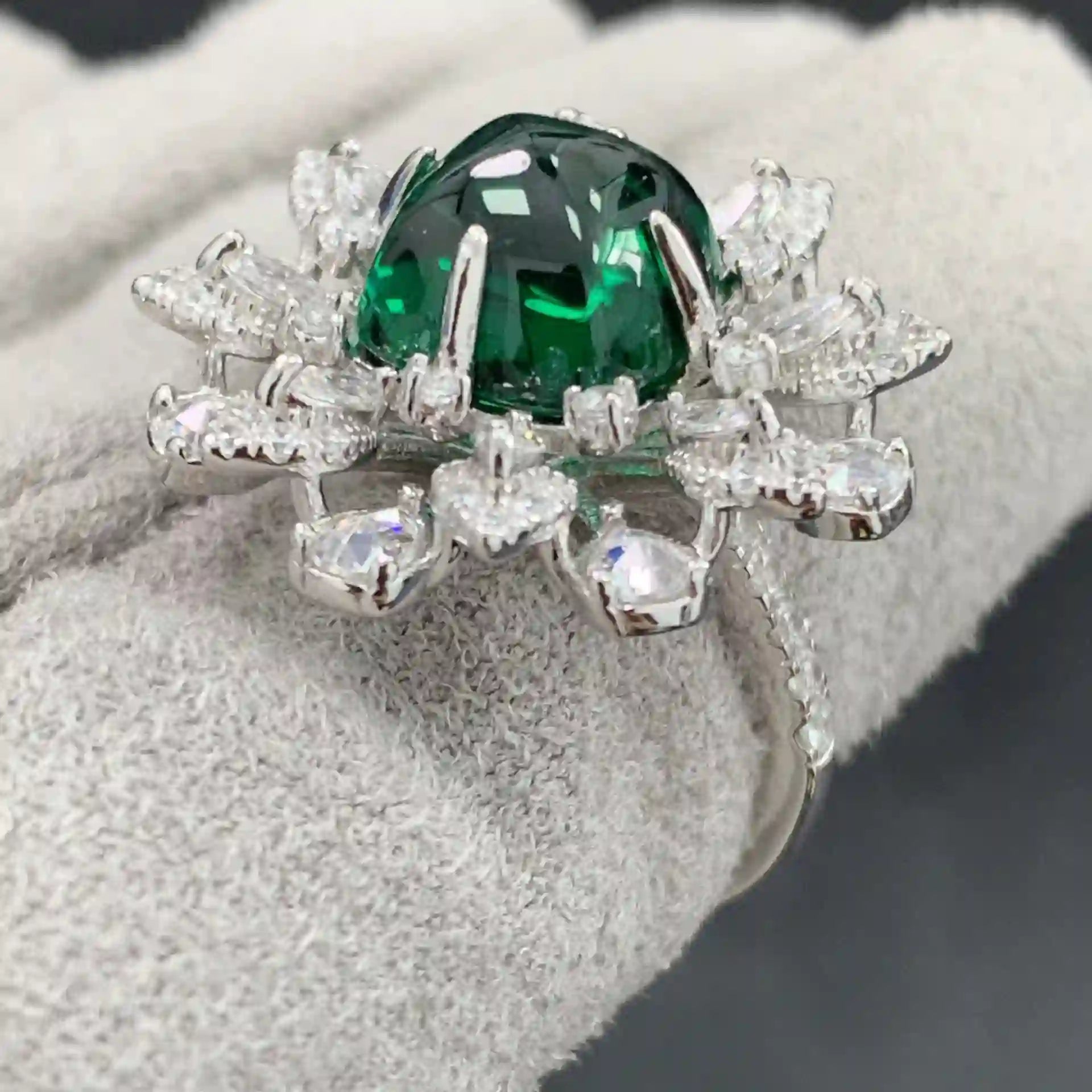 jewelry_925silver_green-SugarTower-prong-HighCarbonDiamond-frontview.jpg